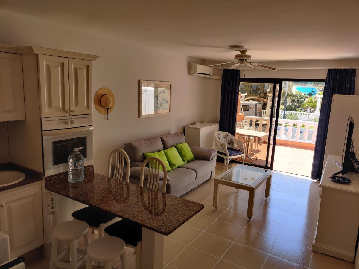 Seafront Royal Garden Mile Apartment Playa de las Americas  Bagian luar foto