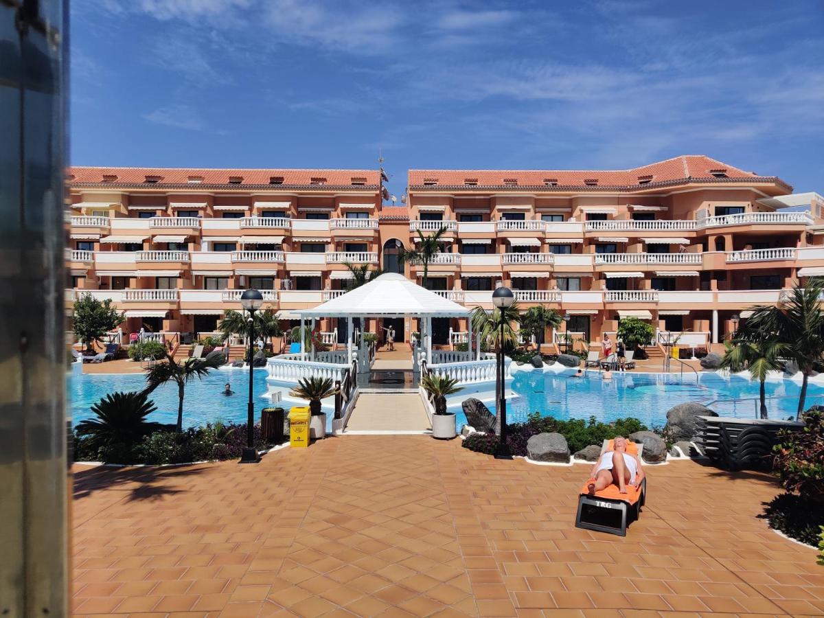 Seafront Royal Garden Mile Apartment Playa de las Americas  Bagian luar foto
